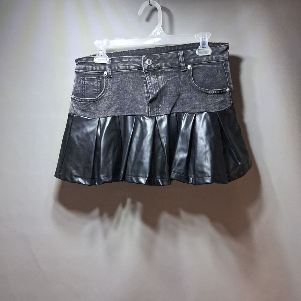 Acid Wash Denim & Faux Leather Pleated Mini Skirt Size Large Y2K Aesthetic